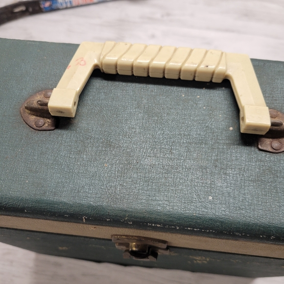 Vintage Wakefield Vinyl Record Storage Case Green - Picture 6 of 9